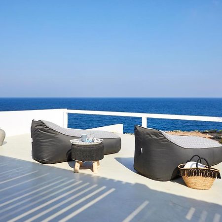 Infinite Blue Luxury Suites Fira  Dış mekan fotoğraf