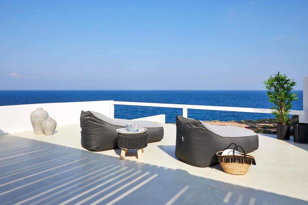 Infinite Blue Luxury Suites Fira  Dış mekan fotoğraf